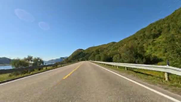 Napęd Hiperpoślizgowy Wzdłuż Górskiej Drogi Lofoten Norwegia Ciągu Dnia — Wideo stockowe