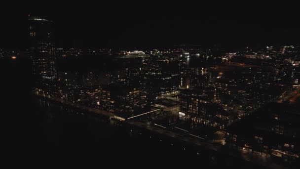 Une Vue Arc Cercle Sur Drone Saisit Magnifiquement Une Ville — Video