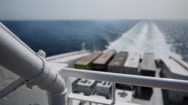 Primer Plano Los Detalles Metal Blanco Ferry Situado Telón Fondo — Vídeo de stock