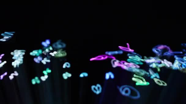 Швидкий Рух Барвистих Світлових Точок Пропонують Візуально Динамічний Дисплей Темному — стокове відео