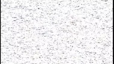 Eski bir VHS kaset oynatıcısı statik arızalar ve titreşimli rahatsızlıklar gösteriyor, nostaljik bir estetiği çağrıştırıyor.