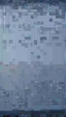 Titrek tarama çizgileri ve analog çarpıtma ile mavi ekran görüntüsü gösteren klasik bir VHS hata efekti