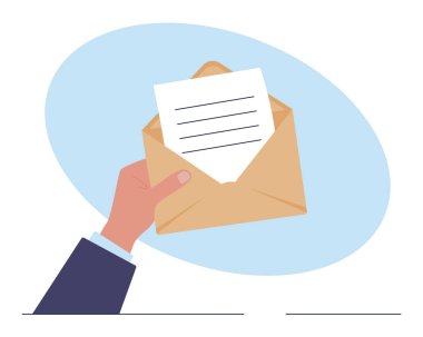 İş adamı içinde bir mektup olan açık bir zarf tutuyor. Posta konsepti. Bir mesaj yolluyorum, davetiye. Vektör illüstrasyonu