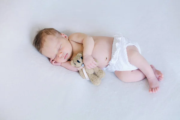 Huzurlu Uyuyan Yeni Doğmuş Bebek Haftalık Saf Güzellik — Stok fotoğraf