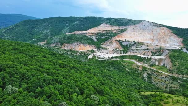 Maden Açısından Zengin Doğal Basamaklı Taş Ocağı Rodop Dağları Nın — Stok video