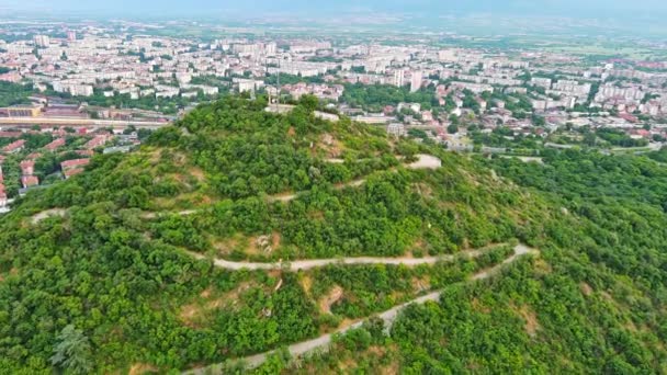 Ancient Intermountain Town Plovdiv Old Residential Houses Green Fields Backdrop — Stok video