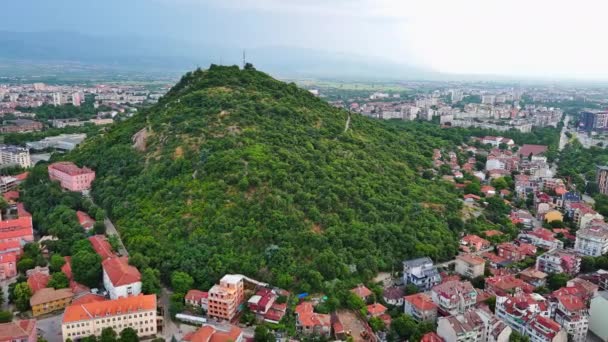 Ancient Intermountain Town Plovdiv Old Residential Houses Green Fields Backdrop — Video