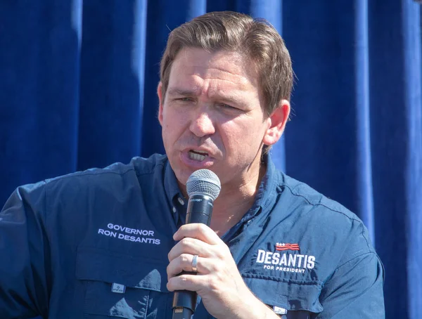 Stock image Des Moines, Iowa, USA - August 12, 2023: Republican Governor and presidential candidate Ron DeSantis greets supporters at the Iowa State Fair fair side chats in Des Moines, Iowa.