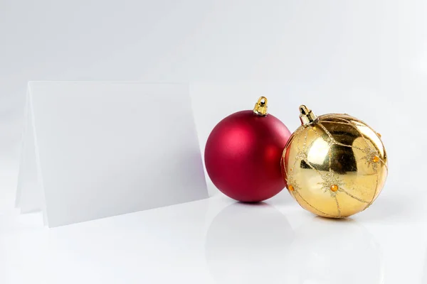 Papel Vacío Bola Navidad Sobre Fondo Blanco Decoración Navidad Papel —  Fotos de Stock