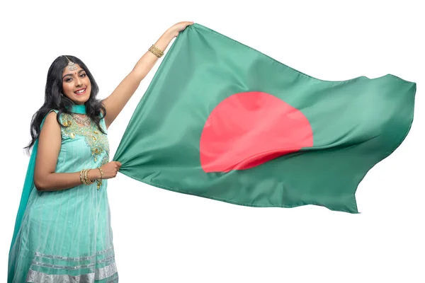 Femme Tenant Drapeau Bangladesh Isolé Sur Fond Blanc — Photo