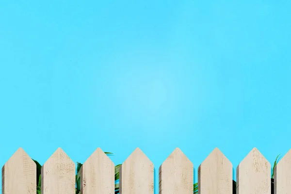 Renkli Arka Planı Olan Ahşap Çit — Stok fotoğraf