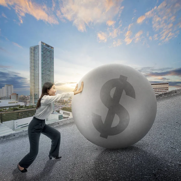 Asian Businesswoman Pushing Money Street Background Cityscape — Stock Photo, Image