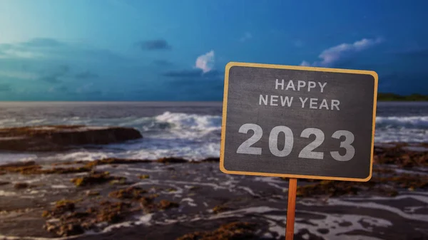 2023 Μια Ξύλινη Σανίδα Στην Παραλία Καλή Χρονιά 2023 — Φωτογραφία Αρχείου