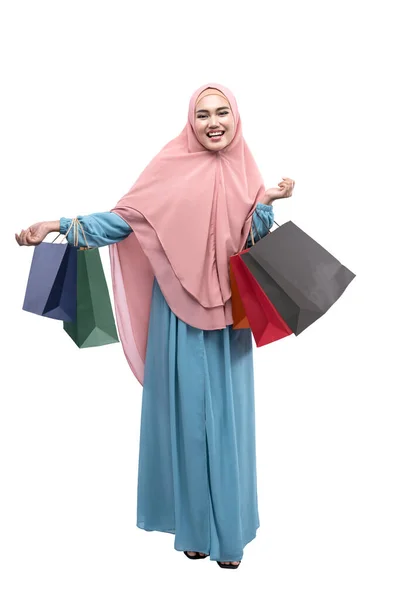 Asian Muslim Woman Veil Holding Shopping Bags Isolated White Background — Stockfoto