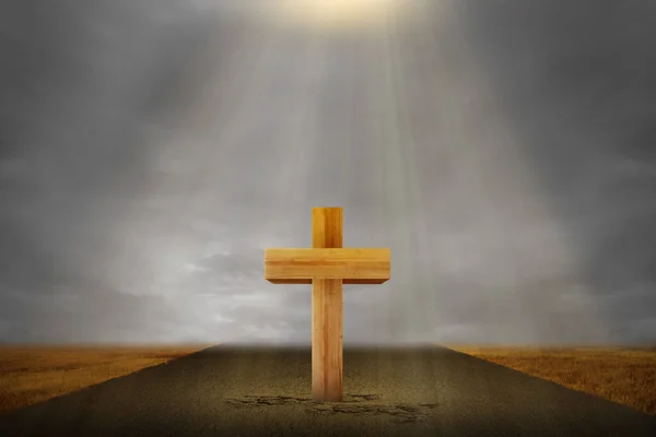 Christliches Kreuz Auf Der Straße Mit Dramatischem Himmelshintergrund — Stockfoto