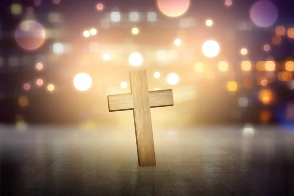 Christian Kříž Rozmazaným Světlem Pozadí — Stock fotografie
