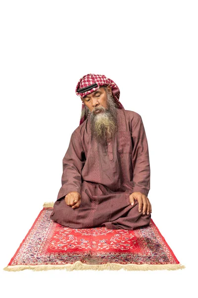Muszlim Férfi Szakállal Visel Keffiyeh Agal Imádkozó Helyzetben Salat Imádság — Stock Fotó