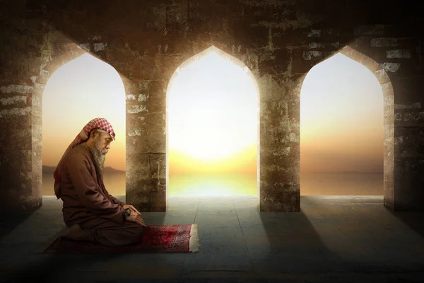 Muslim Man Beard Wearing Keffiyeh Agal Praying Position Salat Prayer — Stock Photo, Image