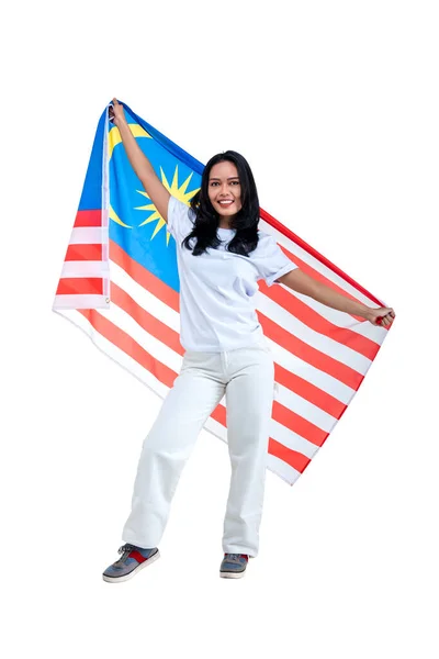 Azjatki Świętują Dzień Niepodległości Malezji Sierpnia Trzymając Flagę Malezji Białym — Zdjęcie stockowe