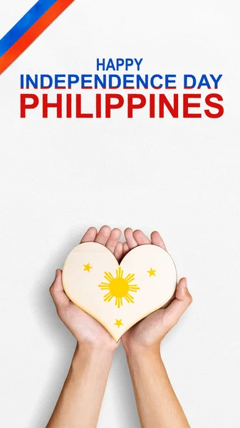 Une Main Humaine Tient Cœur Couleur Drapeau Philippin Philippines Independence — Photo
