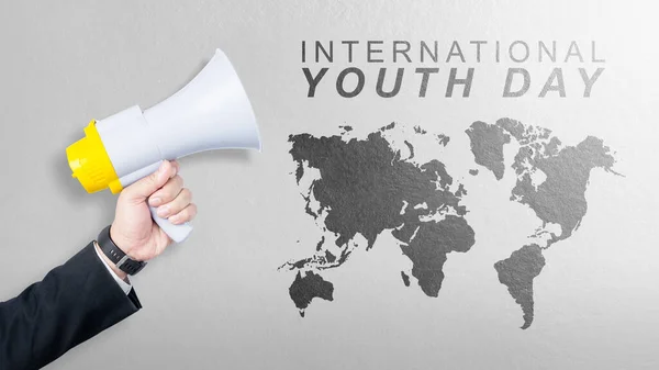 Affärshandske Med Megafon Som Visar Internationella Ungdomsdagens Budskap Konceptet Internationella — Stockfoto