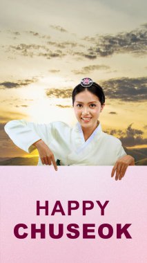 Geleneksel Kore ulusal kostümü giyen Asyalı kadın, Hanbok, Happy Chuseok 'u selamlıyor. Mutlu Chuseok