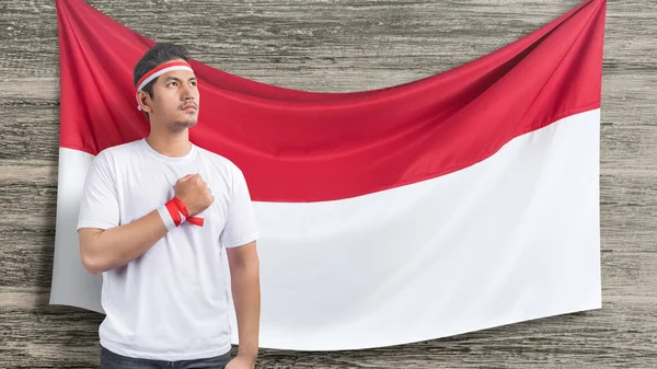 Pria Indonesia Merayakan Hari Kemerdekaan Indonesia Pada Tanggal Agustus Hari — Stok Foto