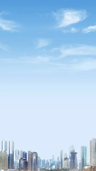 Небоскрёбы Современные Здания Фоне Голубого Неба — стоковое фото