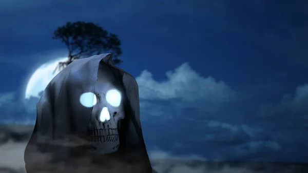 Gece Sahnesinde Pelerinli Bir Iskelet Korkunç Kafatası Cadılar Bayramı Konsepti — Stok fotoğraf