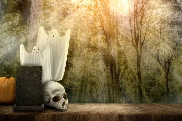 Fantasma Blanco Calabaza Con Una Lápida Cráneo Cabeza Humana Suelo — Foto de Stock