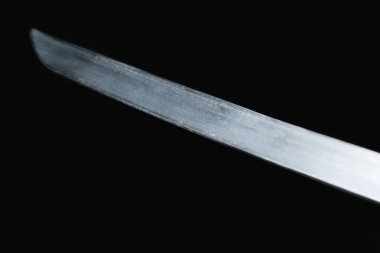 Katana (Japon kılıcı) siyah arka planda