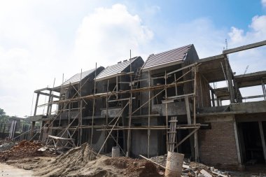 İnşaat alanında konut inşaatı