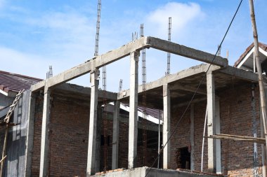 İnşaat alanında konut inşaatı