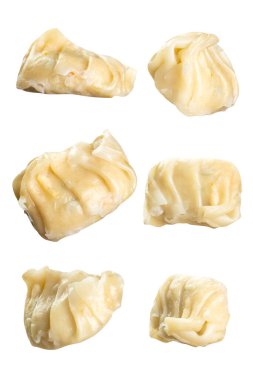 Beyaz arka planda izole edilmiş Çin Dim Sum böreğinin açı görünümü. Kahvaltı, öğle yemeği ya da akşam yemeği. Çin ya da Ay Yeni Yıl Dekorasyonu