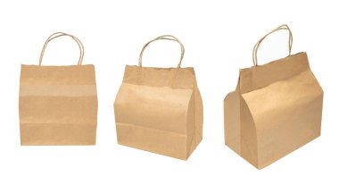 Beyaz arka planda boş kahverengi kağıt poşet koleksiyonu. Yapılandırma, şablon veya kopyalama alanı