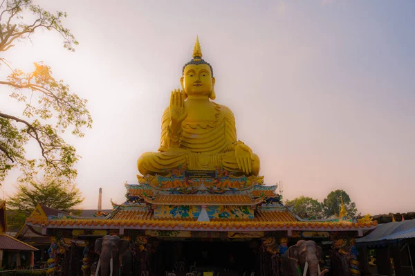 Nakhon Pathom Março 2023 Wat Maniwong Templo Sagrado Com Extravagantes — Fotografia de Stock