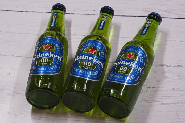 Irvine Skócia Egyesült Királyság Március 2023 Heineken Márkájú Alkoholmentes Tiszta — Stock Fotó