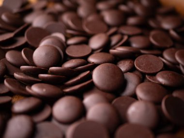 Koyu Çikolatalı Öksürük Pistols düğmeleri. Şekerleme ve hamur işi kavramı.