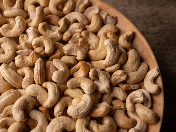 Tam kare fındık arka planı. Vejetaryen Organik Sağlıklı Atıştırma Konsepti.