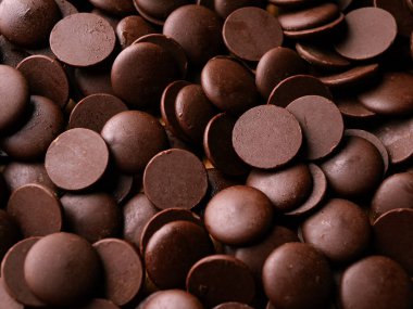 Koyu Çikolatalı Öksürük Pistols düğmeleri. Şekerleme ve hamur işi kavramı.