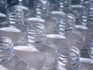 Plastik PET Şişe Üretim Hattı Şişelemeye Hazır.