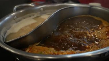 Shabu Shabu Sukiyaki, Mala Hotpot, Japon ve Çin yemekleri..