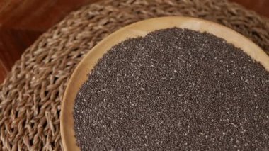 Chia Tohumları Vegan ve Temiz Yeme