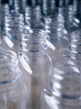 İçecek Üretimi için Plastik Şişe Paketleme.