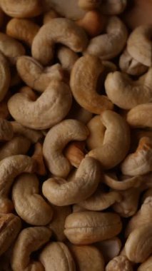 Tam kare fındık arka planı. Vejetaryen Organik Sağlıklı Atıştırma Konsepti. 