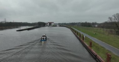Römorkör Weir 'a giriyor