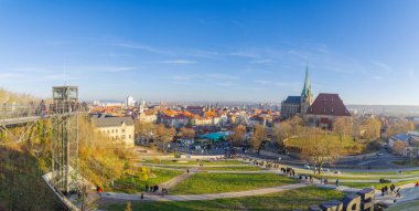 Eerfurt 'taki Aziz Mary Katedrali' ne bak ya da Almanca 'daki Dom St. Marien' e.