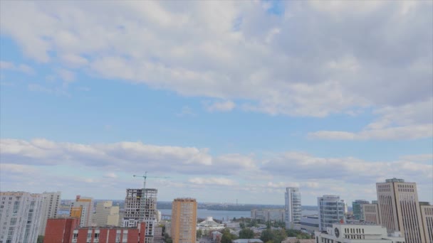 Czas Ucieka Chmur Nad Wielkim Miastem Piękne Chmury Nad Miastem — Wideo stockowe