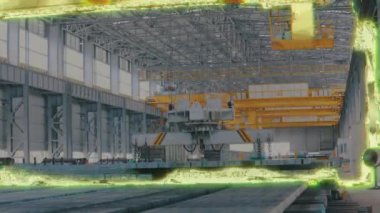 Fabrikadaki vinç ışını. Bir metalürji fabrikasının içinde. Metalurji fabrikasının modern atölyesi.