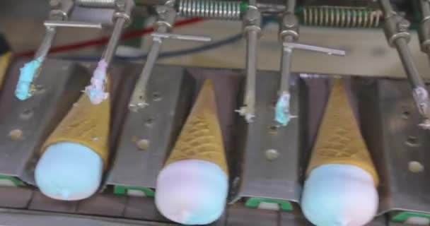 Ice Cream Conveyor Line Ice Cream Cone Conveyor Automated Ice — Wideo stockowe